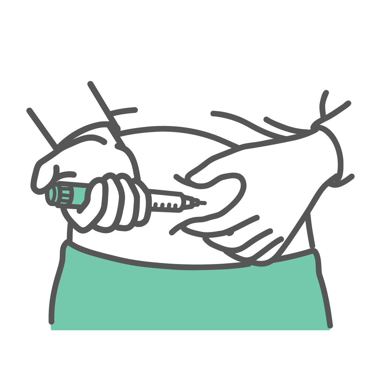 腹部の皮膚を手でつまみ上げ、ペン型インスリン注入器の針を刺して注射している様子。