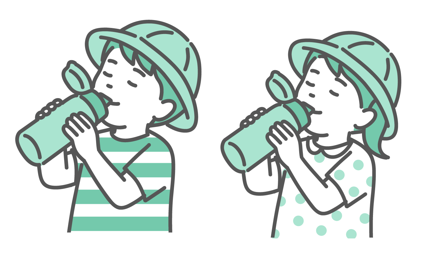 帽子をかぶった男の子と女の子の2人の子供が、それぞれ水筒を両手で持って飲み物を飲んでいるイラスト。背景はミントグリーンの模様。